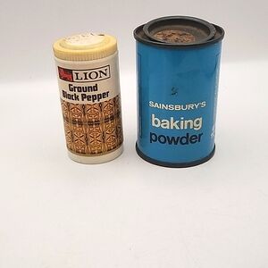 Vintage 1970s British Spice/ Baking Tins